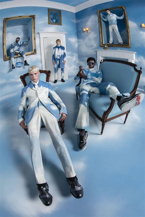 tim walker louis vuitton|Louis Vuitton SS22 Tim Walker .